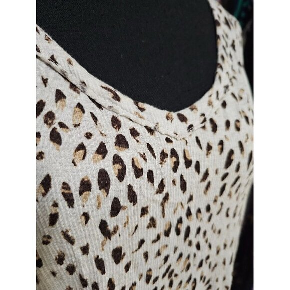AGB Leopard Print Loose Fit Babydoll Style, Lightweight Blouse, Size Medium - Picture 2 of 7